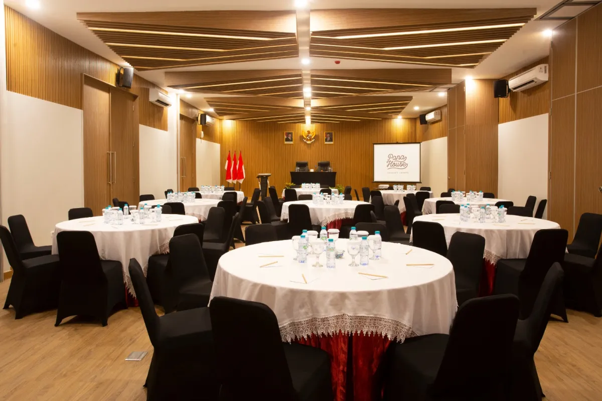 Half Day Meeting Package