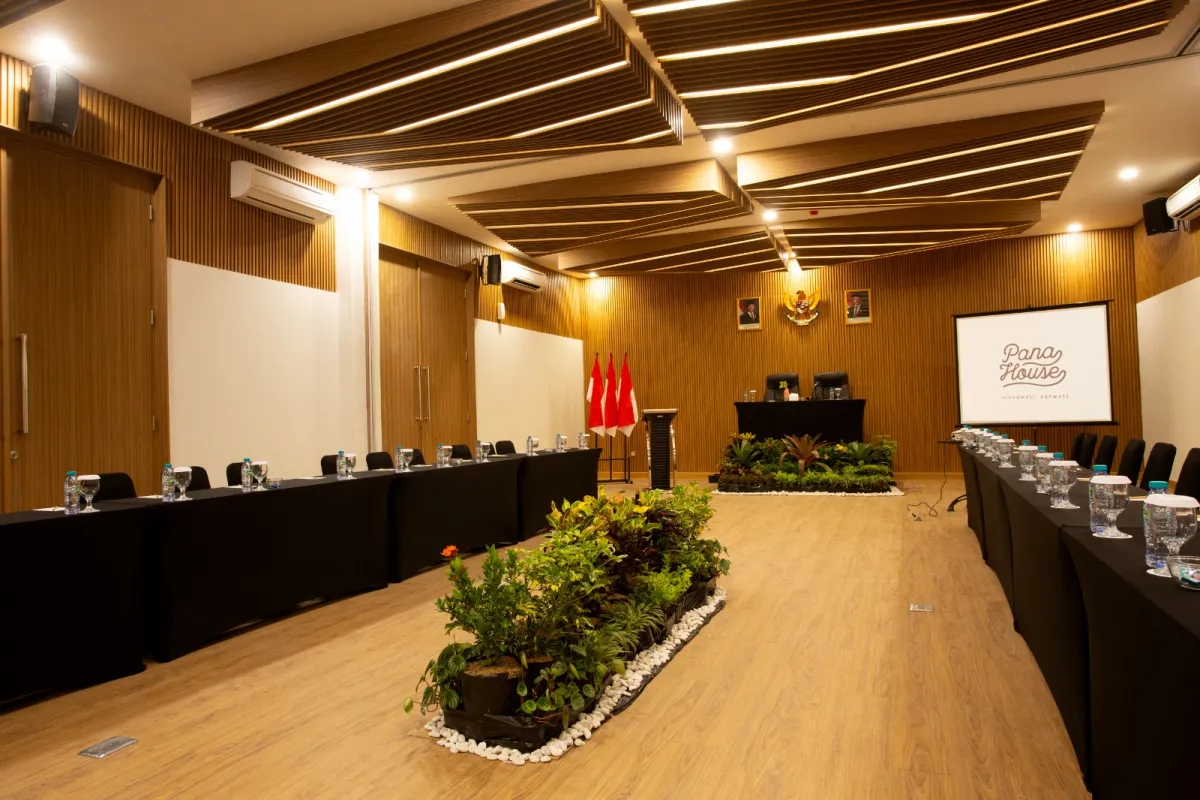 Fullboard Meeting Non Resedential